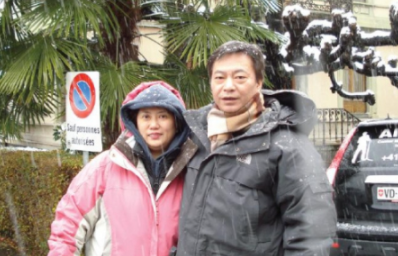 回顾阿灿廖伟雄的逆袭史演戏不成种地养殖20年打拼成亿万富翁