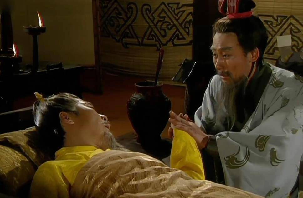 刘备白帝城托孤安排李严给诸葛亮当副手背后的真实用意是啥