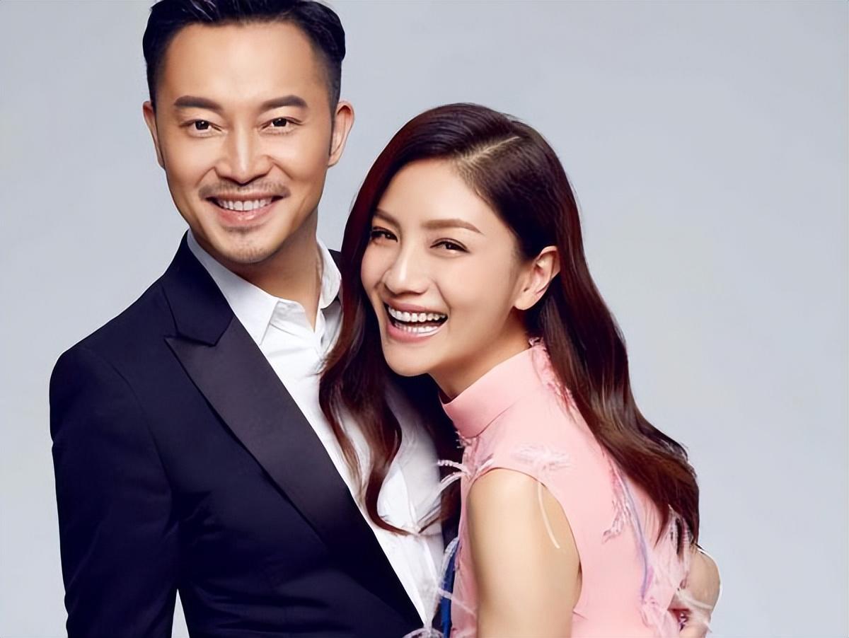 回顾胡可我这辈子后悔的就是放弃当红事业为沙溢3年生2子