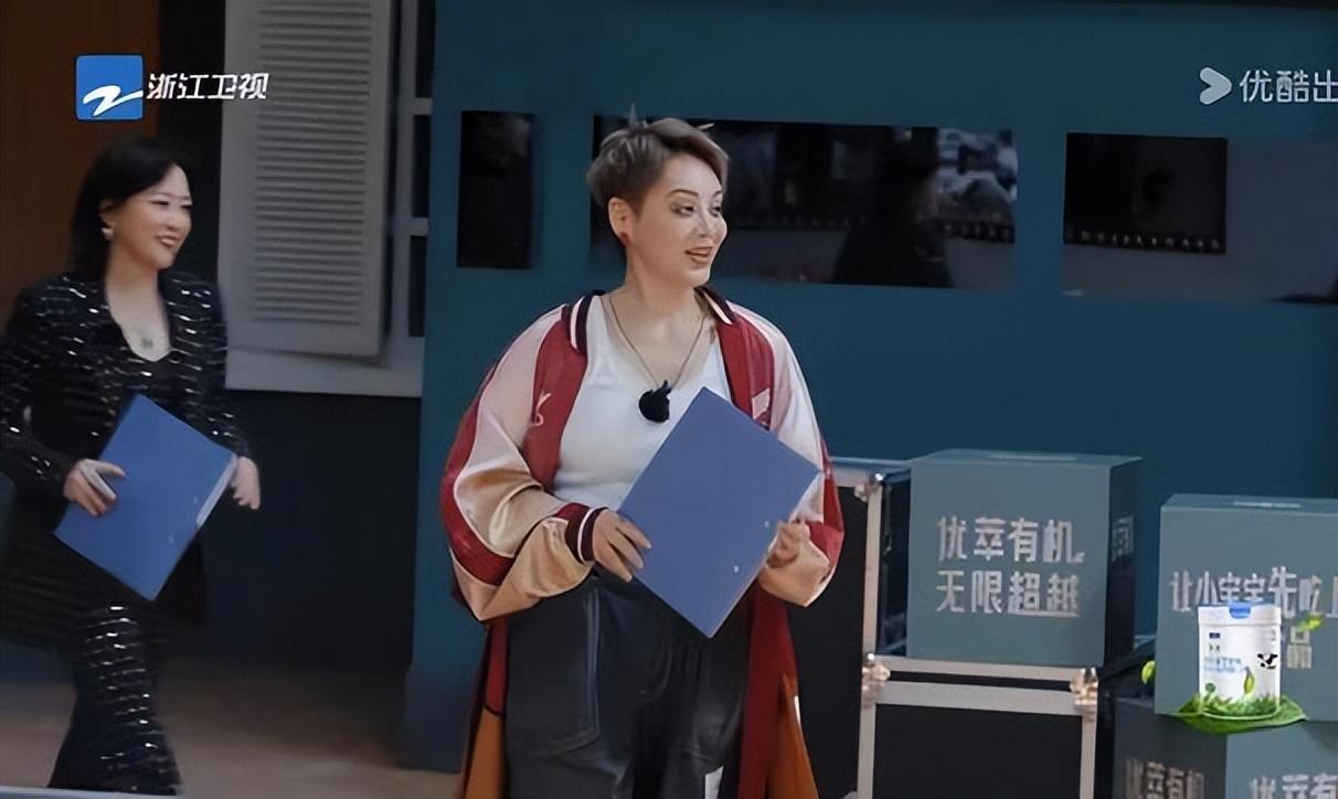 他们凭什么在无限超越班当导师宁静用一个眼神给出答案