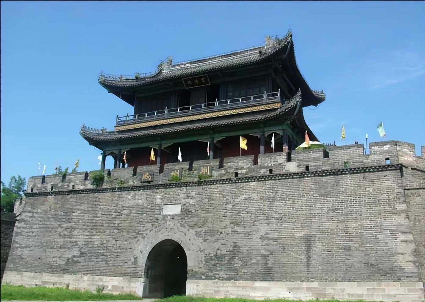 江陵这座城市我们之前已经介绍过很多次,它尽得长江水利,对益州和荆州