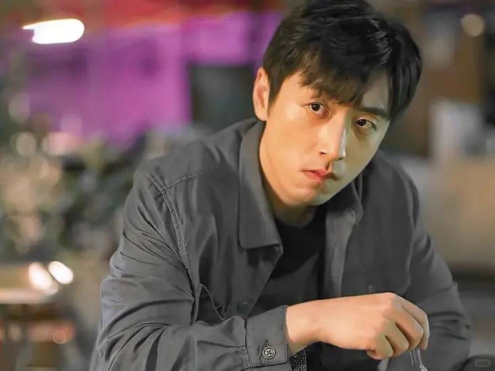 我自己也是都挺喜欢白客和黄景瑜的粉丝啊,但是你说他俩像,我怎么就