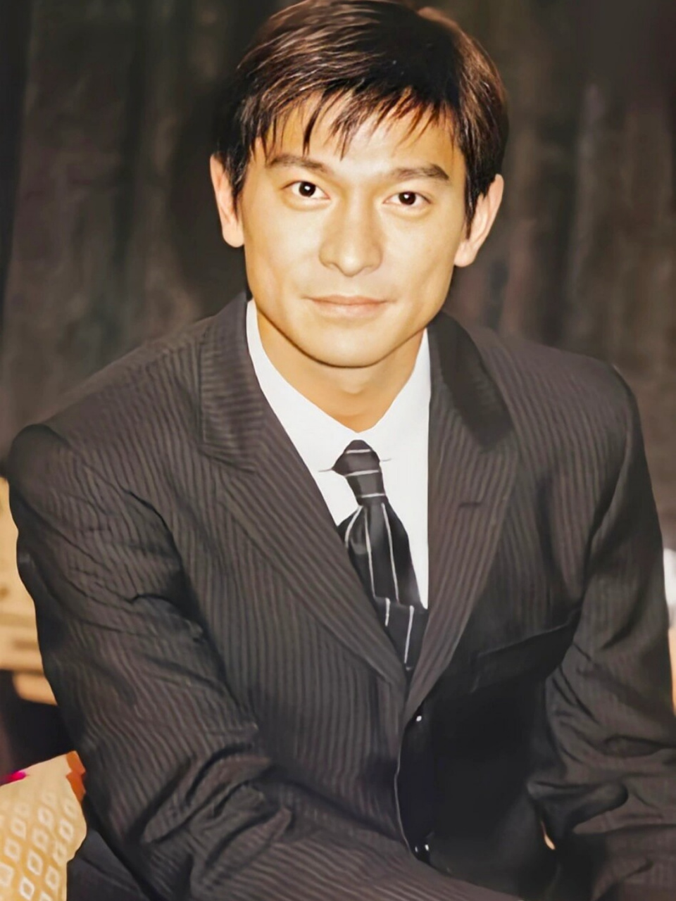 99  从年轻的偶像派到如今的实力派,刘德华用他的才华和努力,征服了