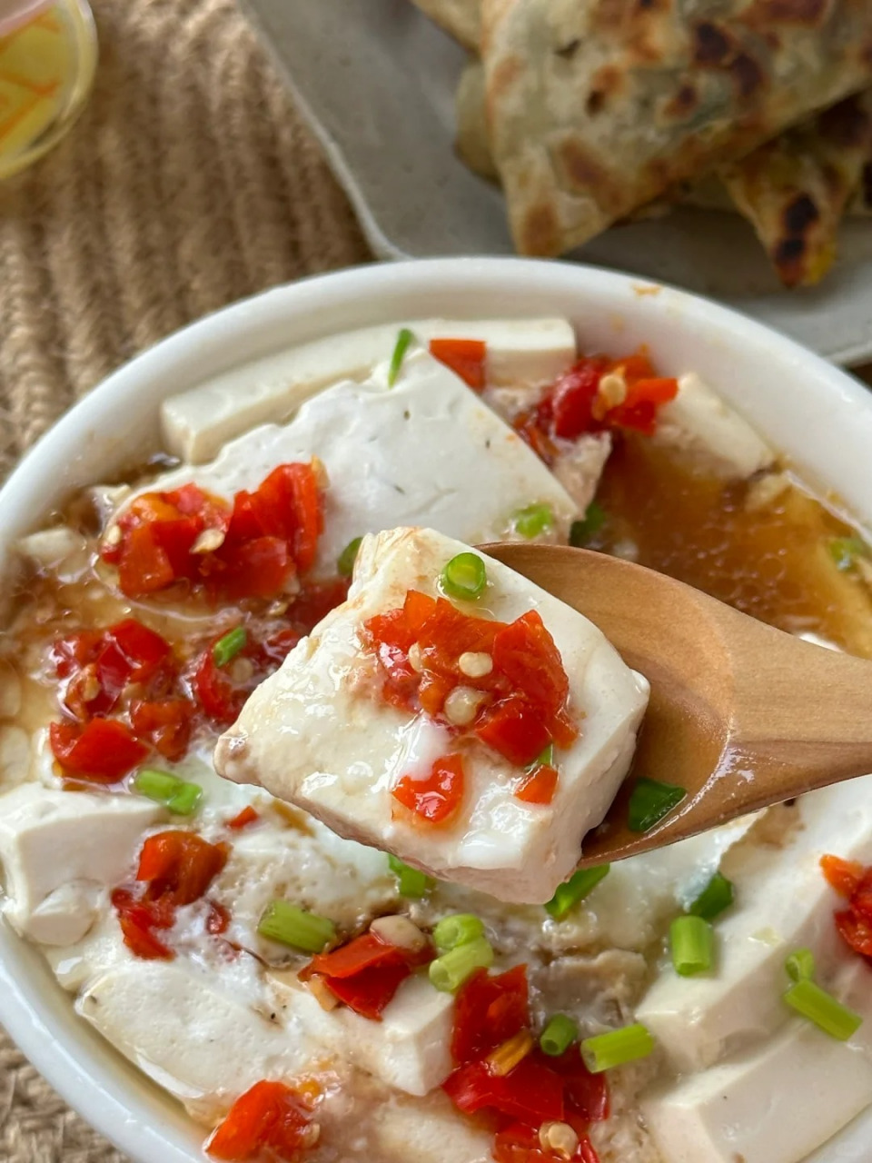 窝蛋豆腐肉饼汤,鲜掉眉毛啦!