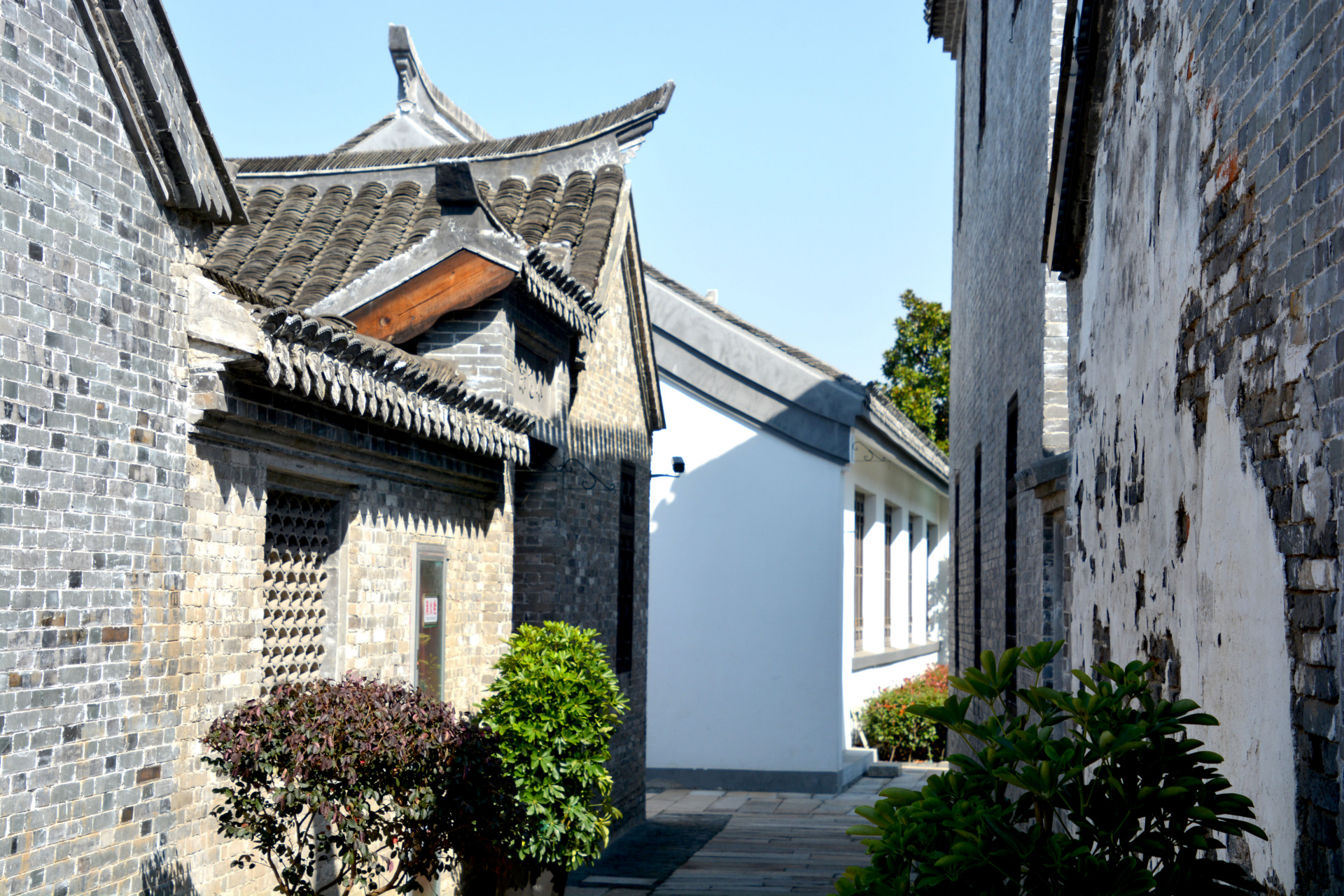 南通唐闸古镇位于通扬河畔的汤家巷,建于清末民初,当年一家汤姓大户