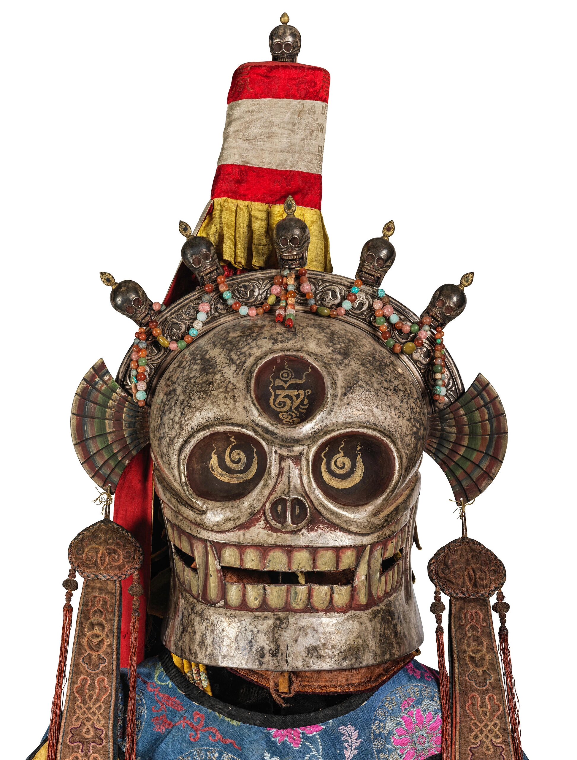 尸陀林主金属嵌银面具 这套来.@小艺侃文化的动态