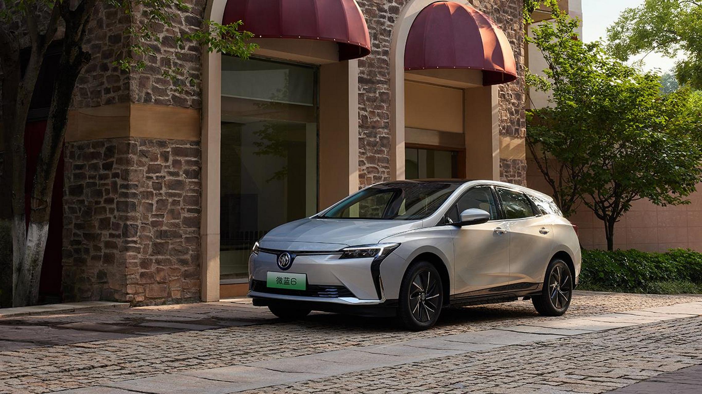 别克微蓝6电车,优雅动感外观,豪华舒适内饰,配置丰富实用,续航精准