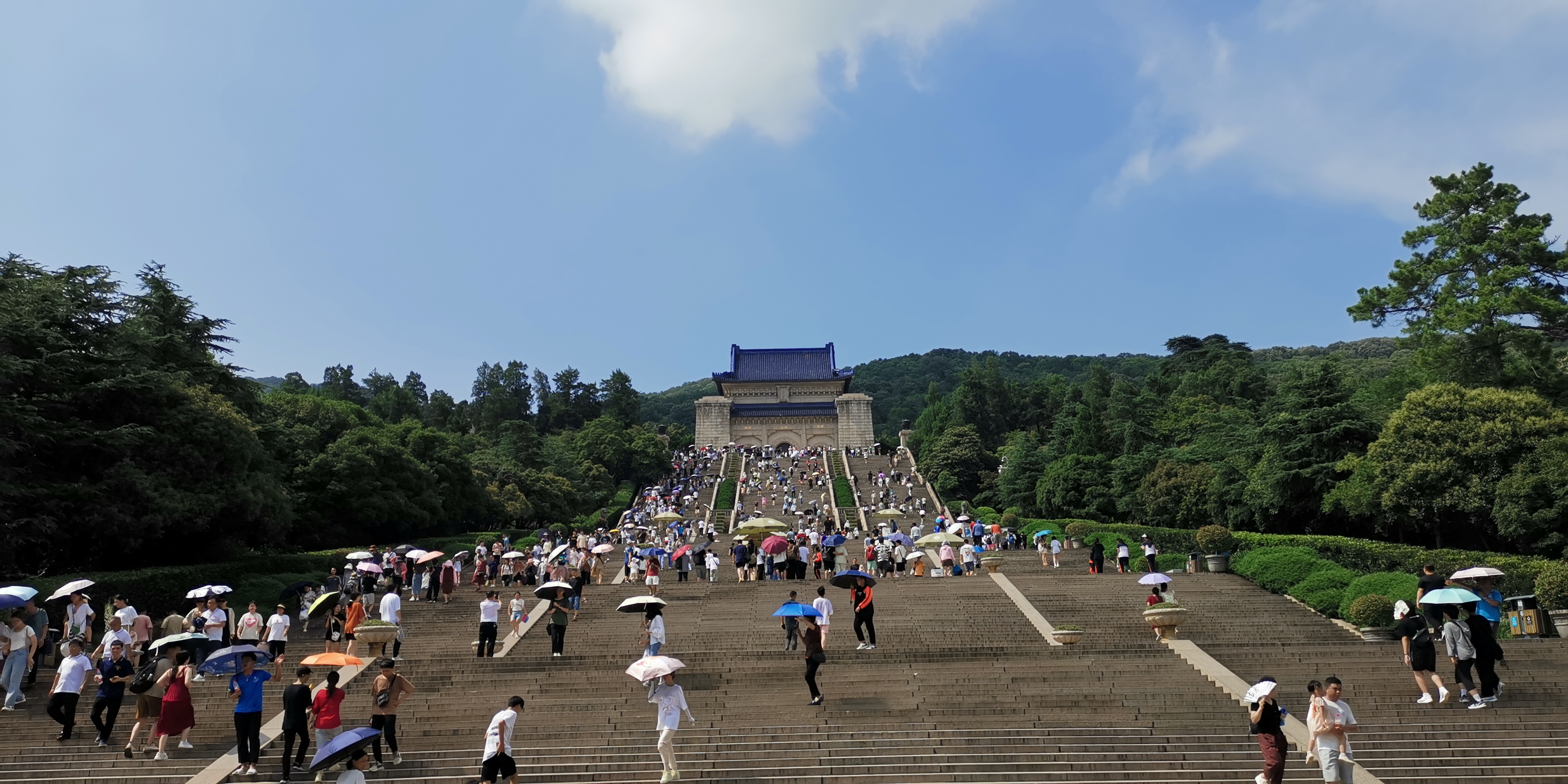 中山陵景区旅游攻略