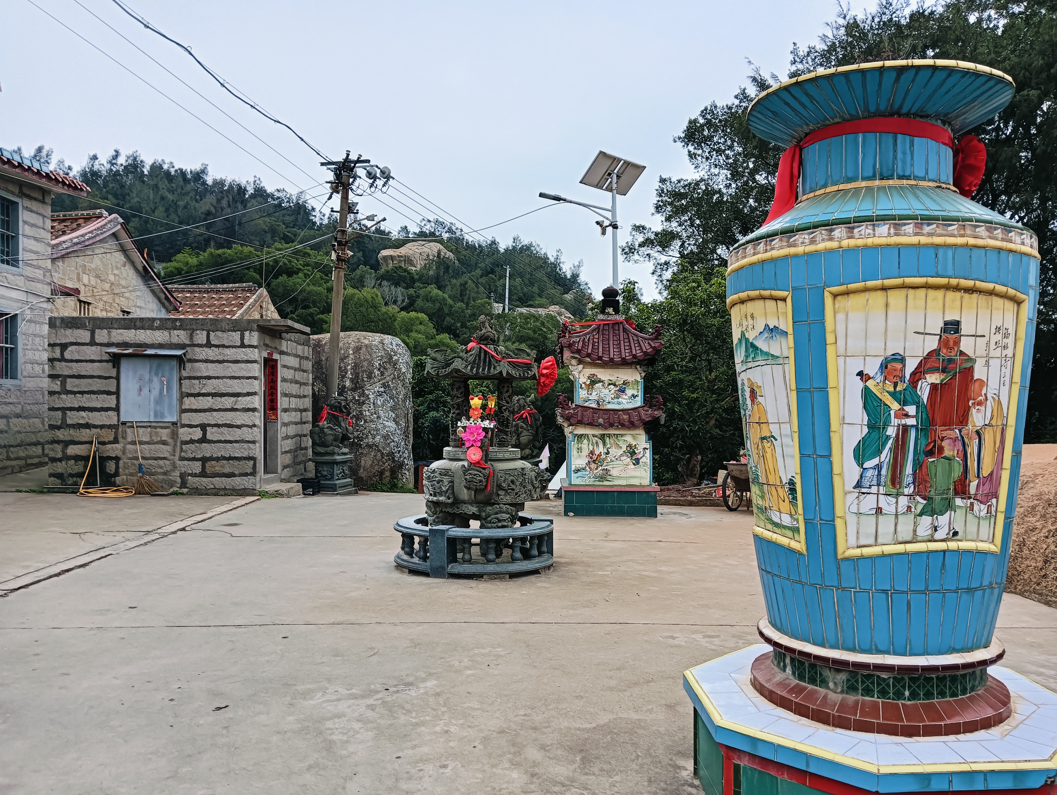 莆田市湄洲湾北岸开发区山亭镇东仙村紫霄洞风景区