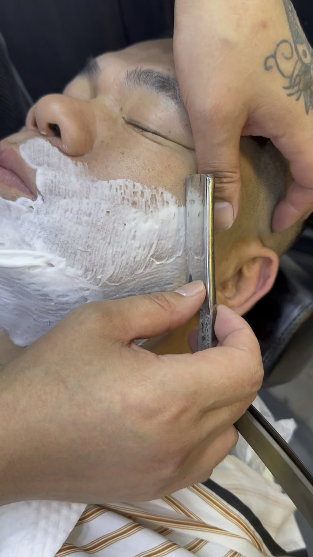 扬州剃刀修面教学#修面培训 #减压