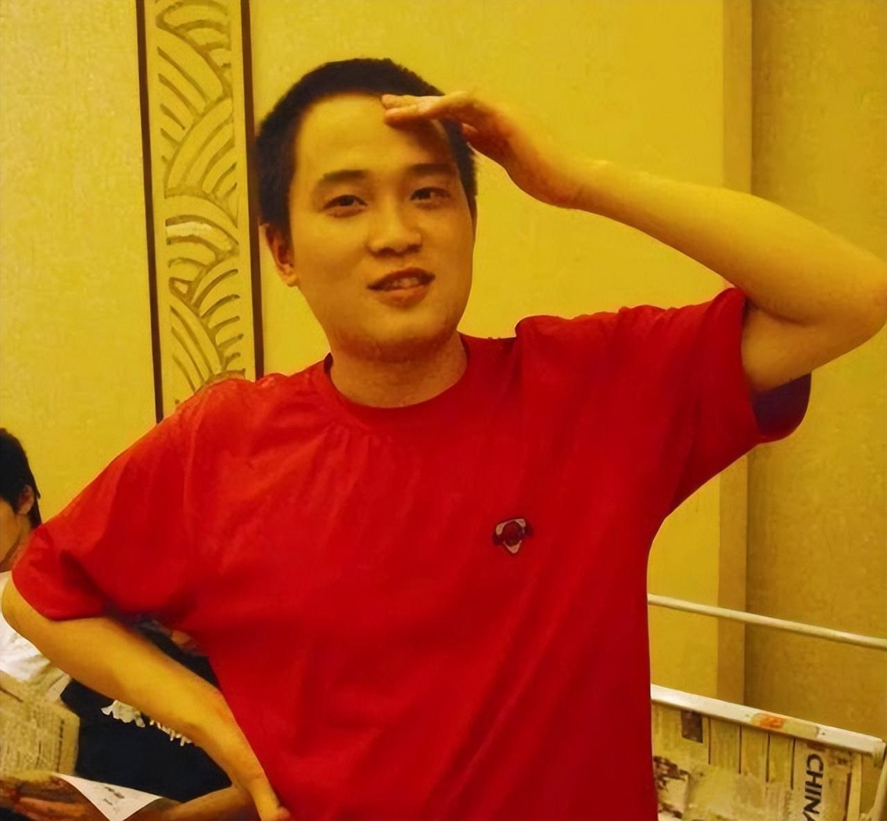 回顾四川考霸张非3次考入清华北大被退学两次后来怎么样了