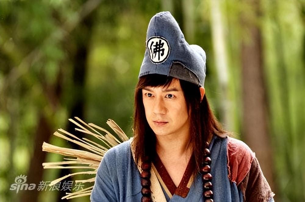 陈浩民为讨好老东家弃月租14万豪宅一家六口回香港定居