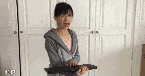 甜馨遭网暴退网李小璐愤怒发声誓守女儿权益击碎键盘侠嚣张