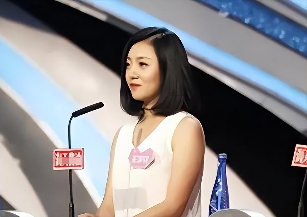 回顾她是非诚勿扰钉子户爆灯无数却不牵手被孟非赶下台