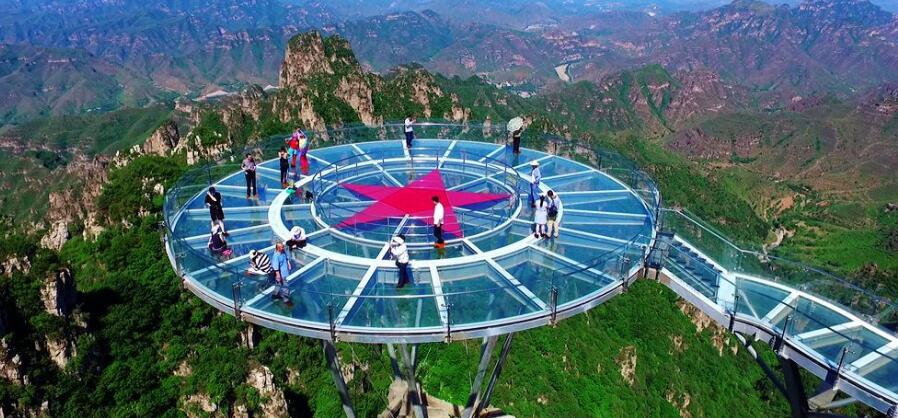 狼牙山玻璃栈道怎么样?探秘英雄山,体验惊险刺激的观景之旅!