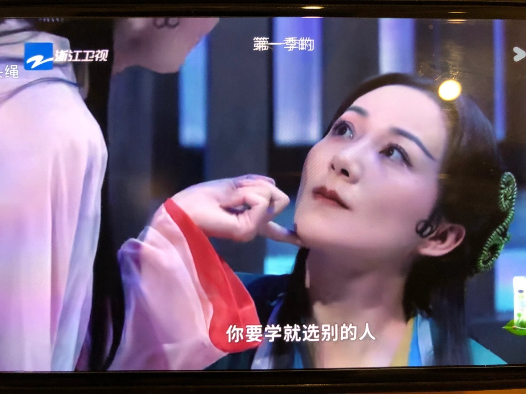 我之前看了韩雪参加的一个配音综艺,真的被她震撼到了!