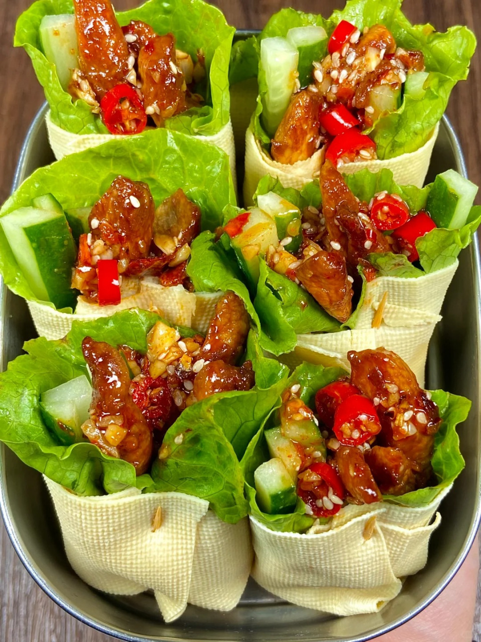 [期待]  昨天看到网友做的这个豆皮生菜鸡肉卷,真的把我香到了!