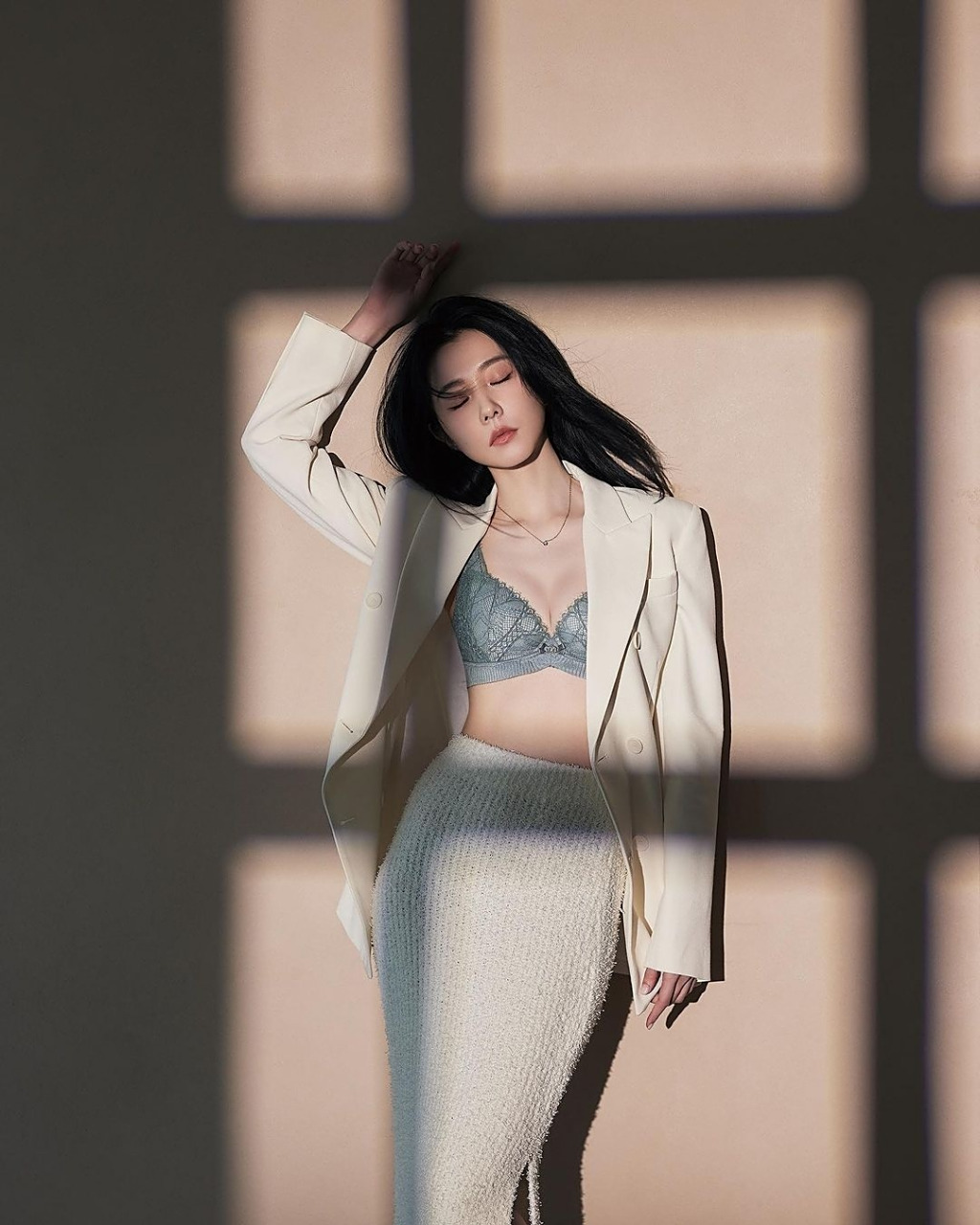 邵雨薇品牌代言大片 #邵雨薇