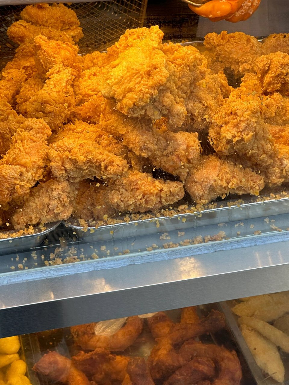 94  我最爱吃的炸鸡还得是老北京美式炸鸡,麦辣翅根 11 块钱 5 个