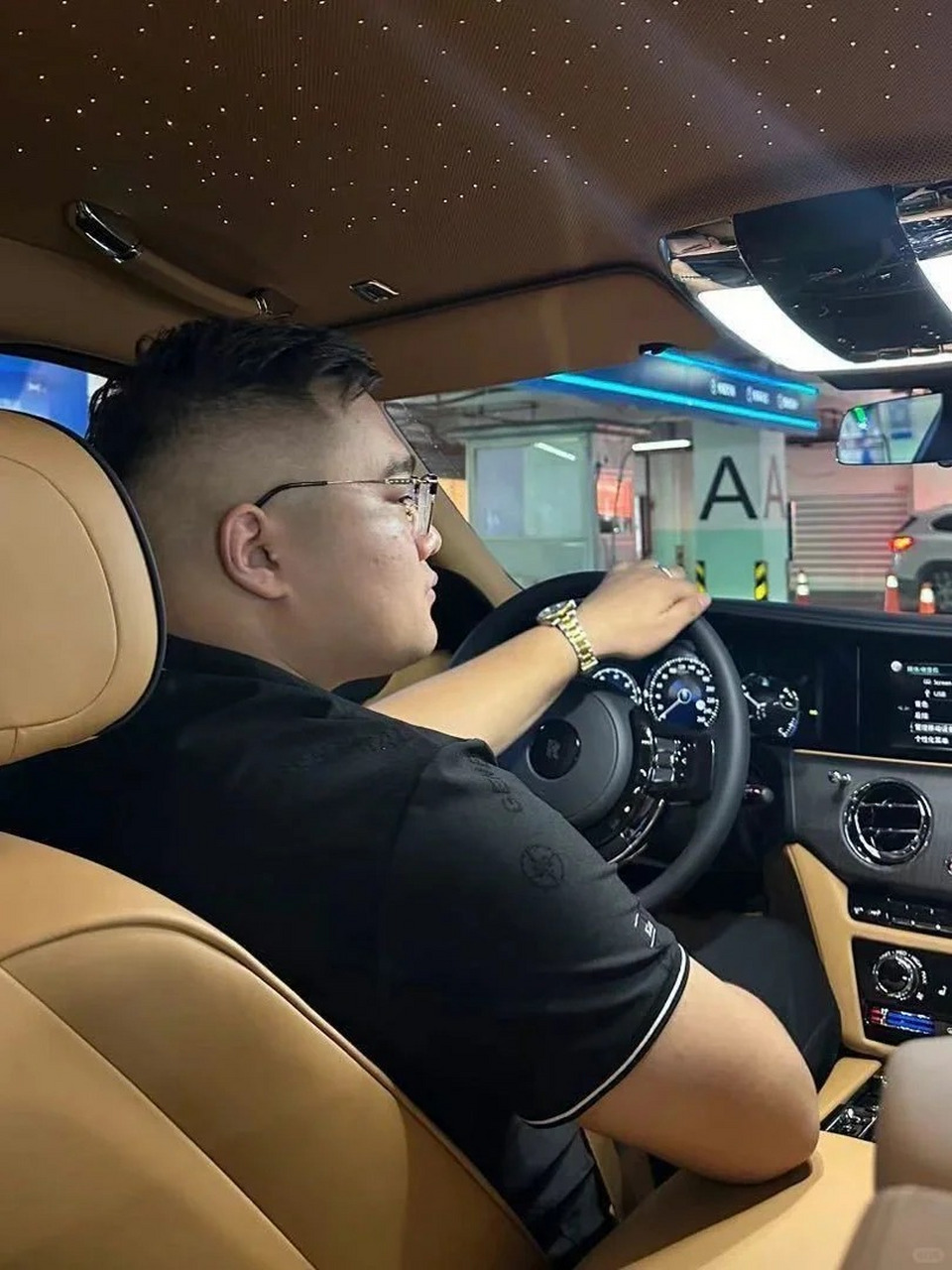 长期的两性关系是没有什么民主平等可言的,想要维持