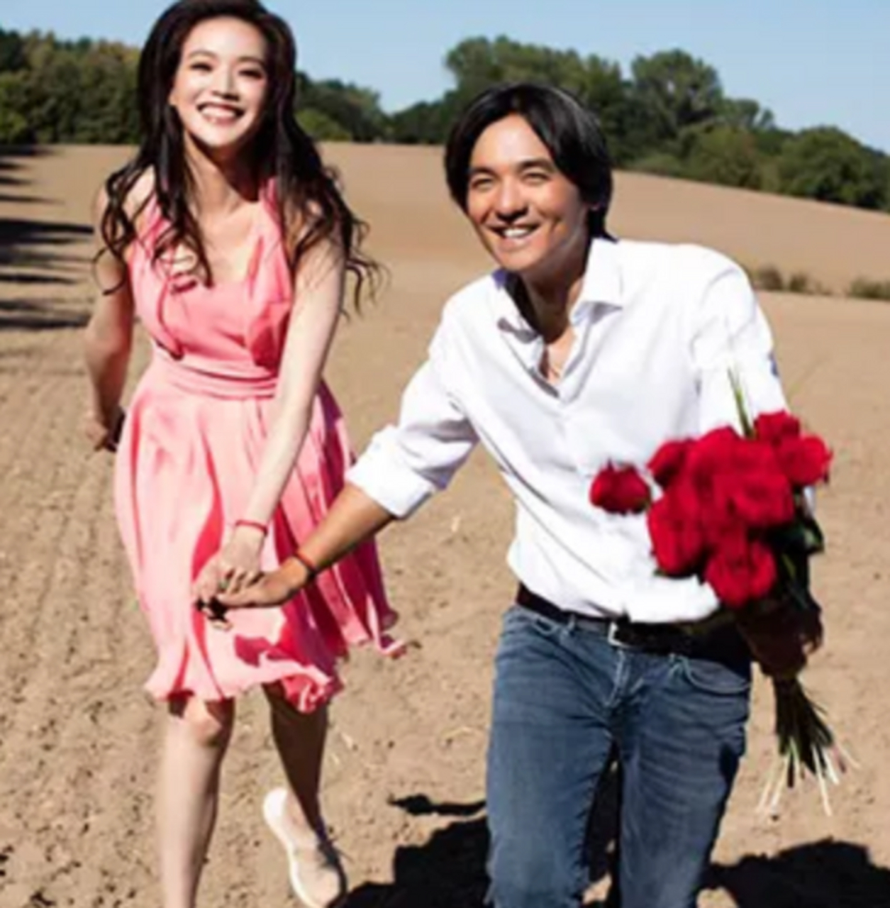 舒淇的结婚照是明星们中最美的!照片中充满了浓浓的爱意,纯粹而真挚