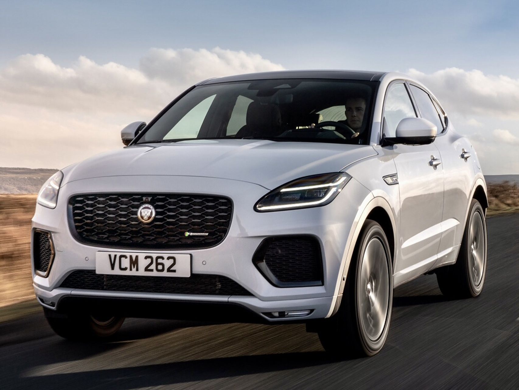 捷豹的这款suv车型和奔驰的glc怎么选?