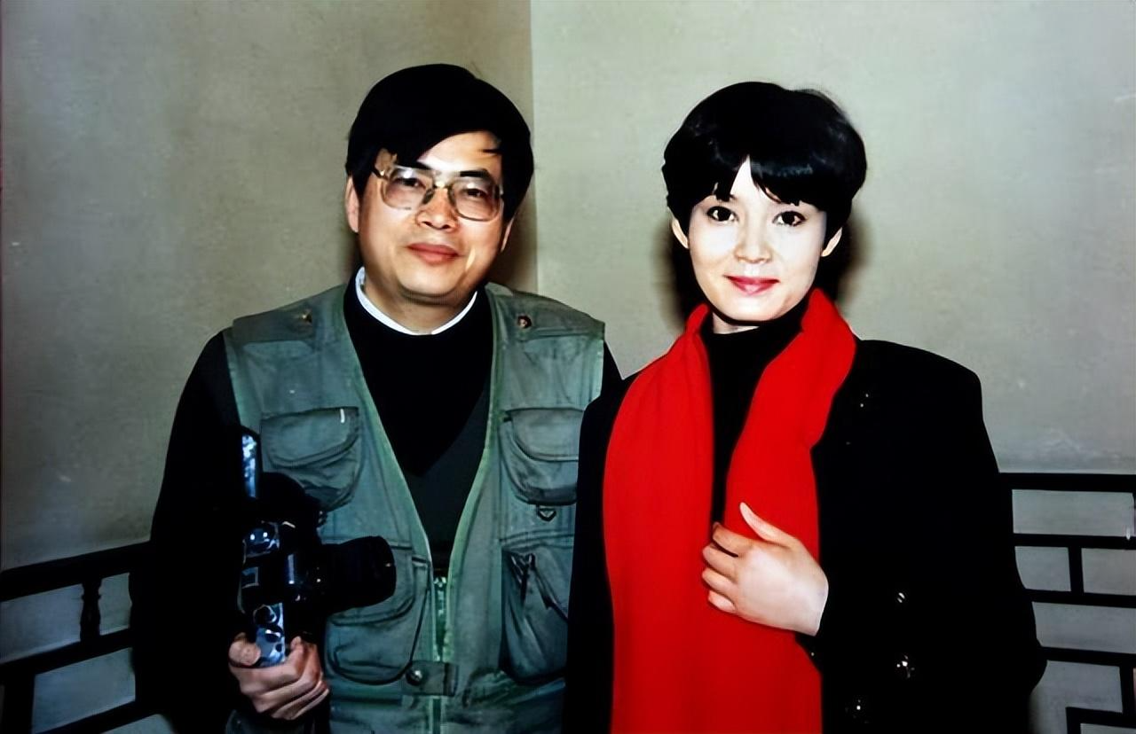 回顾恋上主持人王小丫,与影后潘虹离婚,如今的米家山后悔了吗?