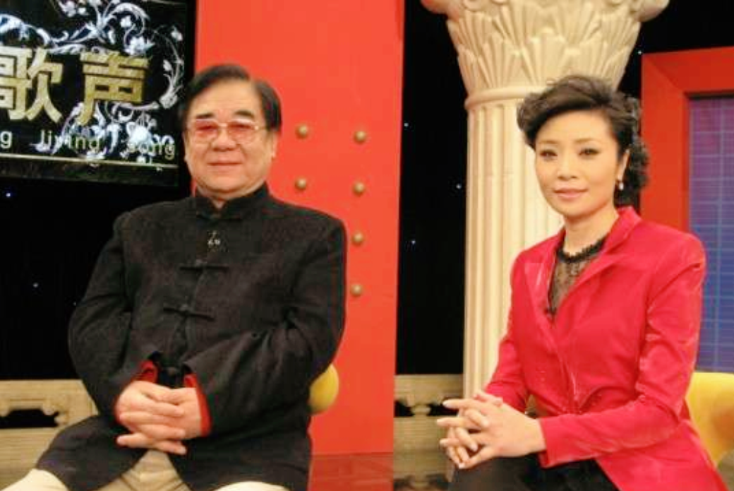 回顾李丹阳风光背后有心酸家人接连去世57岁的她现状怎样