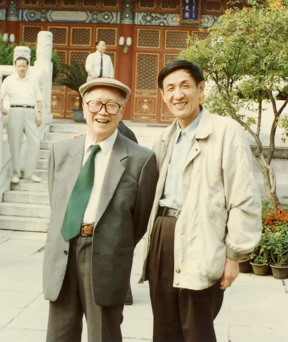 父亲的老师,同学及学生(萧龙士之子-萧承震/文)