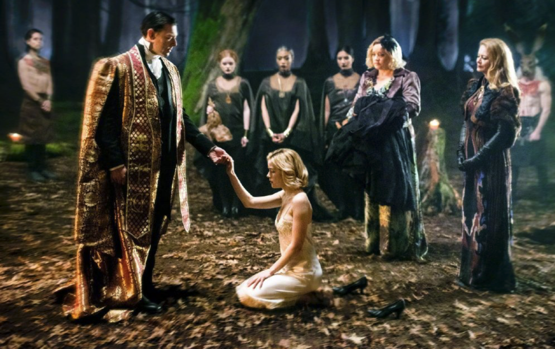 喜欢女巫题材就来看这部美剧,女主太美了