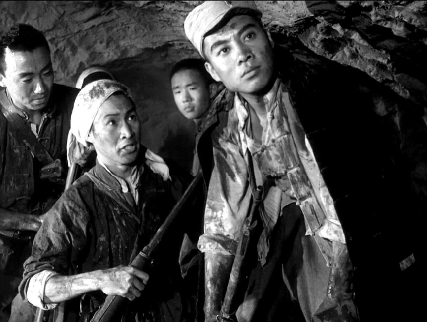 铁道游击队队长洪振海30岁娶17岁妻子脾气大性子急却人人爱戴