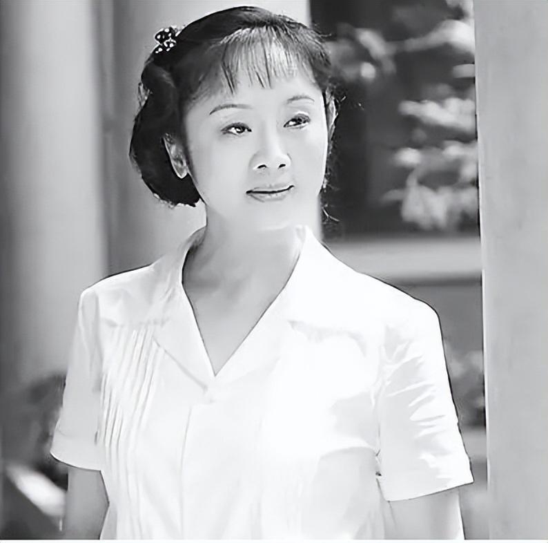 静姐和"软饭男"王新军