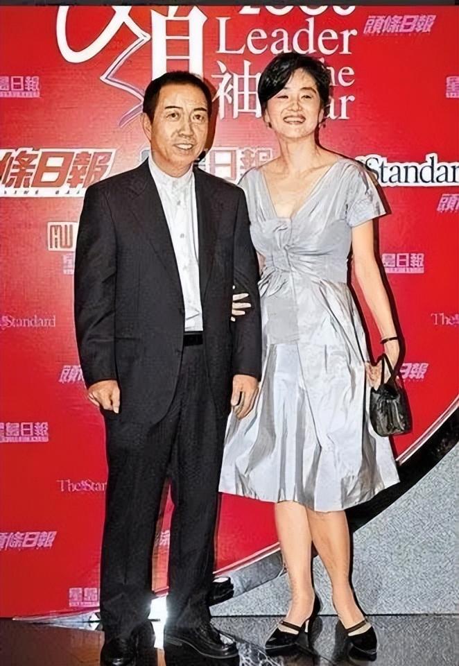 回顾演员林青霞这辈子正确的决定就是为富豪丈夫生下两个女儿
