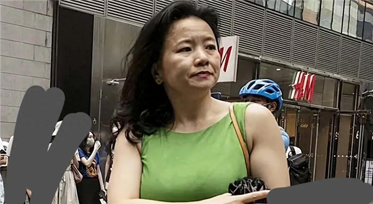 回顾著名主持人成蕾潜伏20年为美澳窃取机密因一句话暴露身份