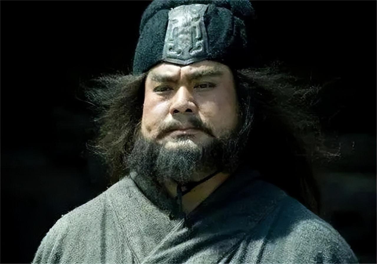 秦朗父亲被张飞斩杀母亲被曹操霸占长大后成为一代名将