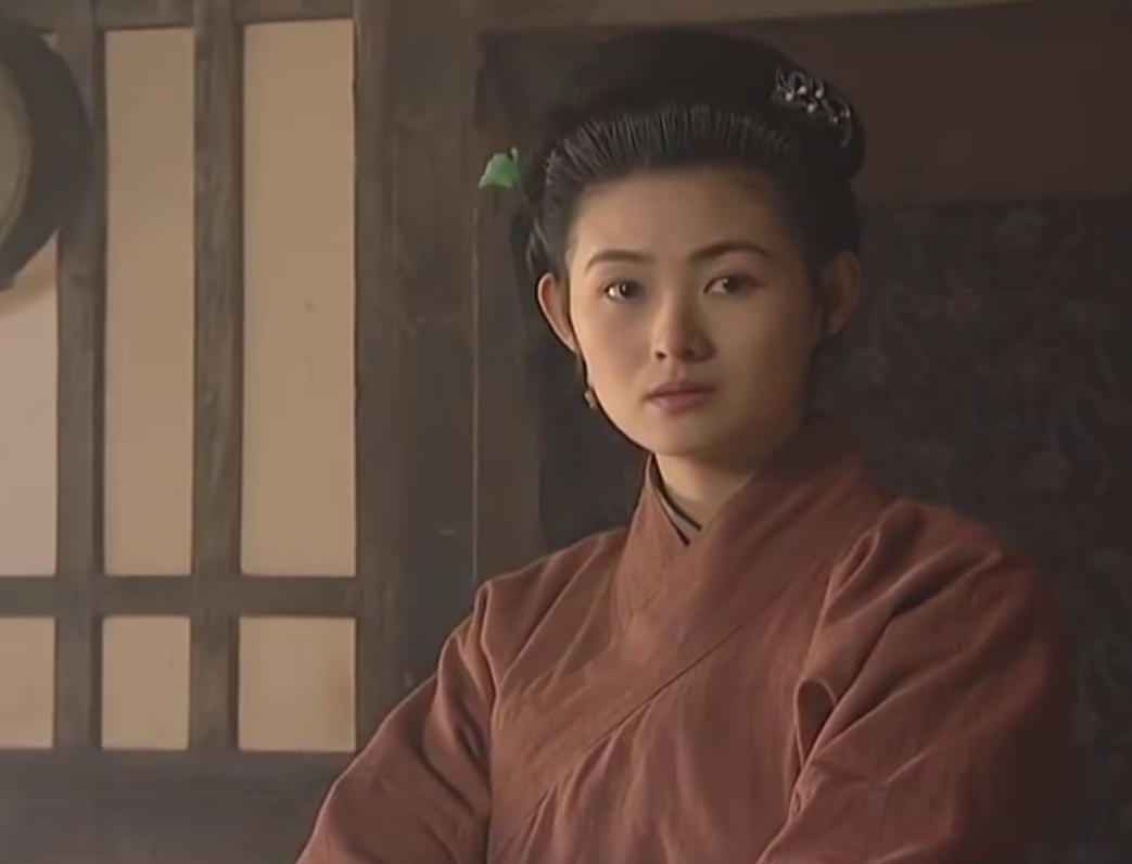 回顾王思懿凭潘金莲一夜走红闪婚闪离后专注公益事业