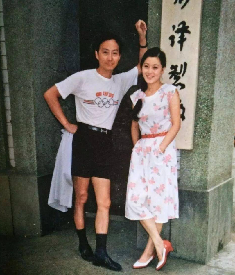 回顾配音大师童自荣从未计较李连杰冷漠至今依旧住30平米房子