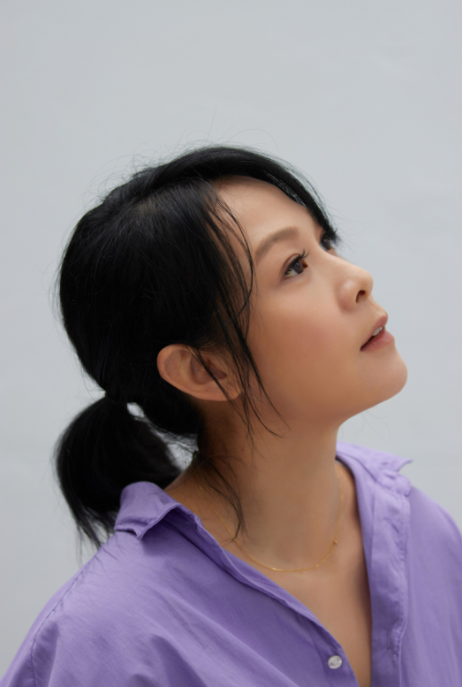 回顾刘若英我这辈子正确的决定就是在46岁高龄为小丈夫生儿子