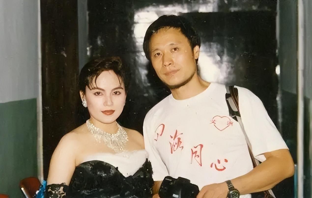 回顾千百惠人生坎坷曾从何静手里夺走丈夫现儿子成她唯一依靠