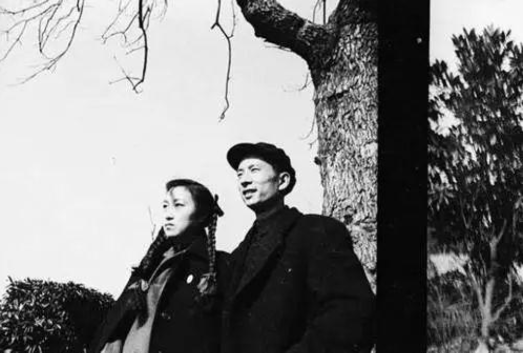 回顾高营长冯喆49岁在农场绝望自杀妻子死后不愿与他合葬