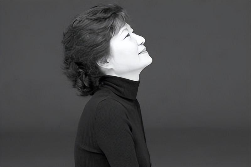 朴槿惠写回忆录称在看守所只能吃方便面充饥睡觉时半夜被冻醒