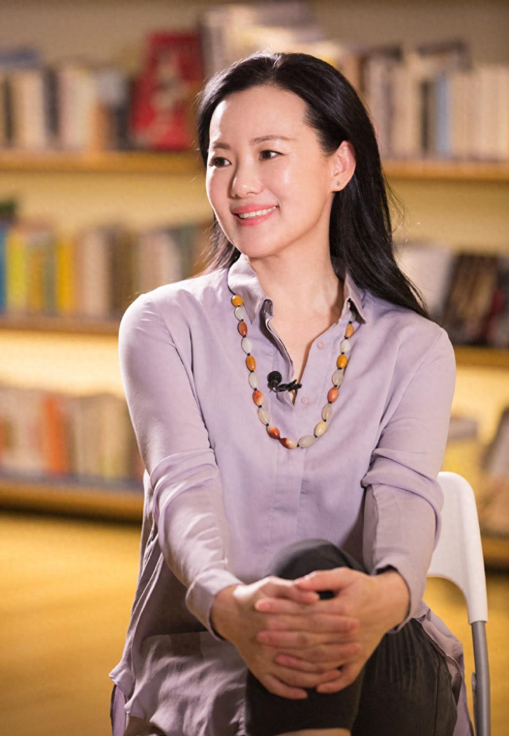 回顾咏梅内蒙古走出的著名演员所有的眼泪坎坷都化作生命彩虹