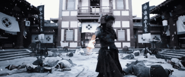 甚至有人赋予他"武侠片顶梁柱,最后一个大侠"等美称.