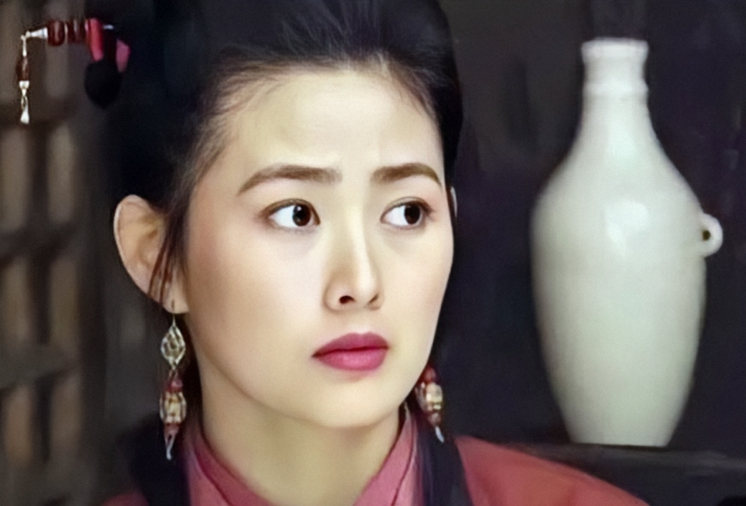 回顾王思懿凭潘金莲一夜走红闪婚闪离后专注公益事业