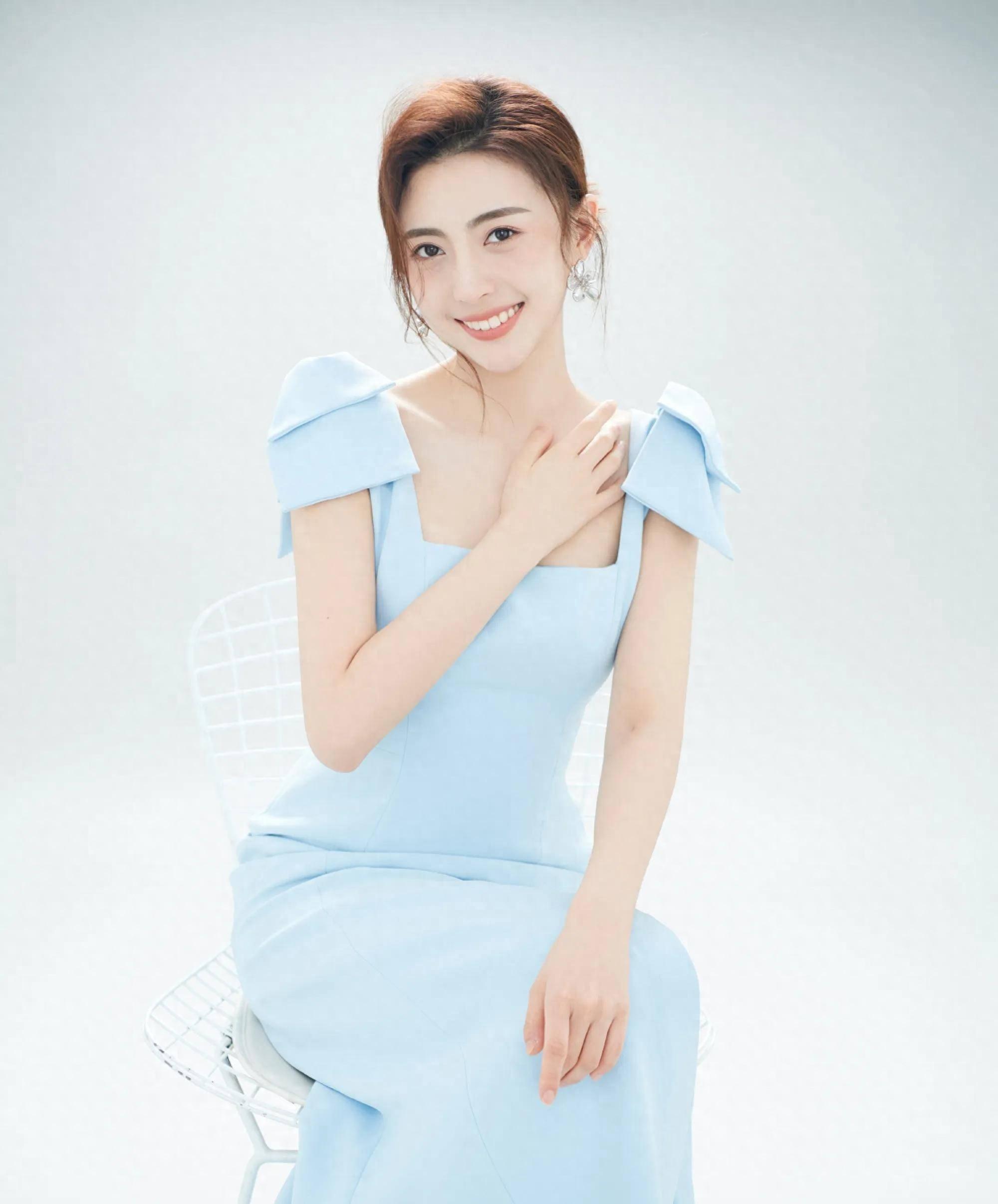 回顾张舒越从哈尔滨走出的央视美女主持人男友在雾中迷路了