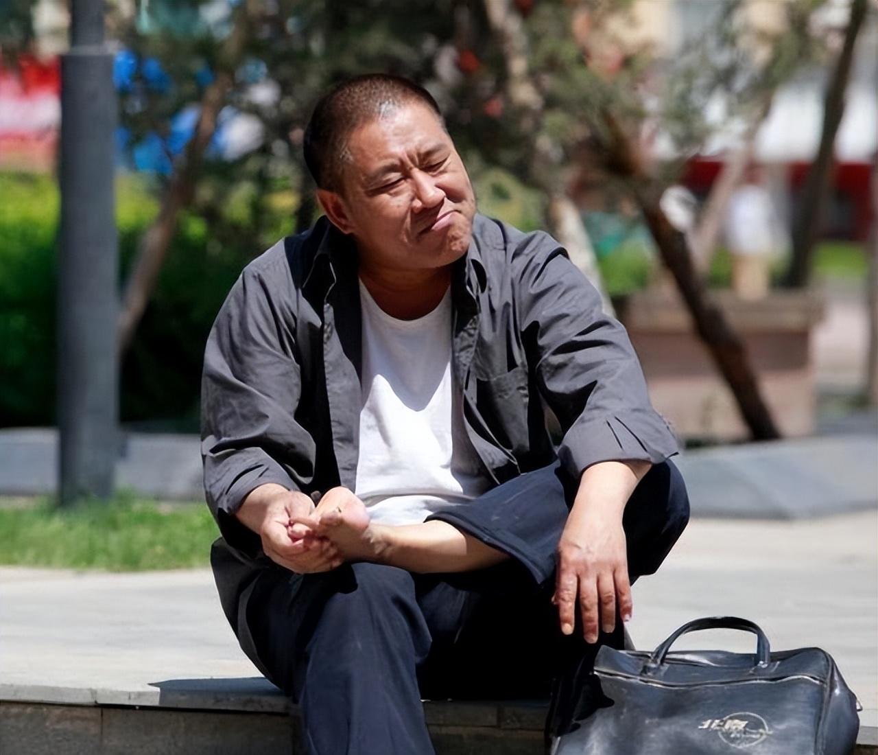 回顾杜旭东支持怀孕的女儿离婚孩子我来养不能让女儿受委屈