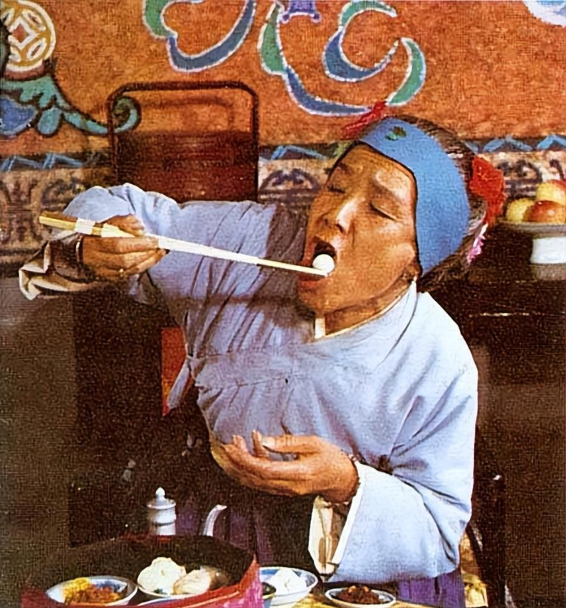 回顾老戏骨沙玉华不追求名利低调嫁圈外丈夫晚年生活幸福美满