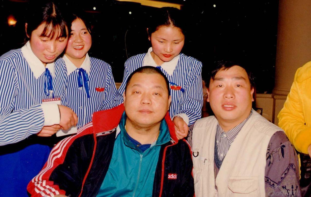 回顾臧天朔对朋友重情重义孤寡老母含泪和儿媳对簿公堂