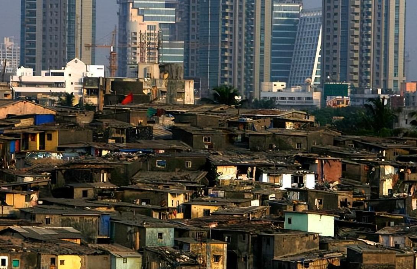 上海孟买房价对比:上海房屋均价6万元/平米,孟买是多少呢?