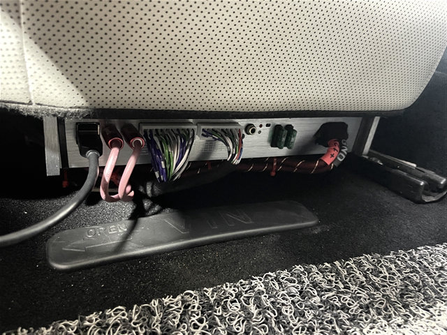 为整个音响系统注入深沉有力的低频震撼力弗莱德fs-1低音功放则专门